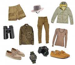 How should I dress while on the Uganda Safari?