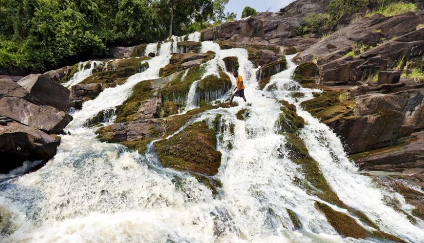 Aruu Falls