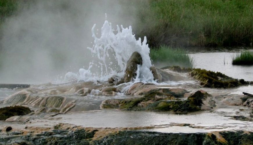 Kitagata Hot Springs: Uganda's Natural Oasis of Relaxation