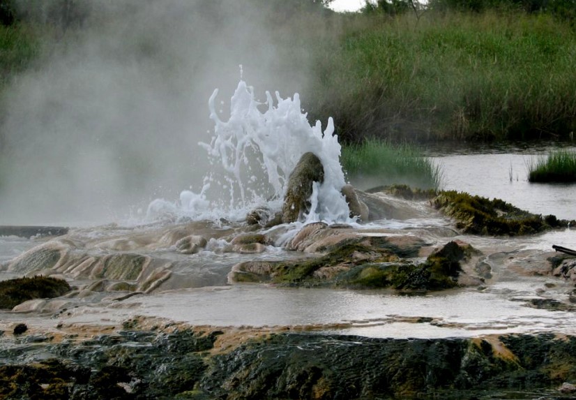 Kitagata Hot Springs: Uganda's Natural Oasis of Relaxation